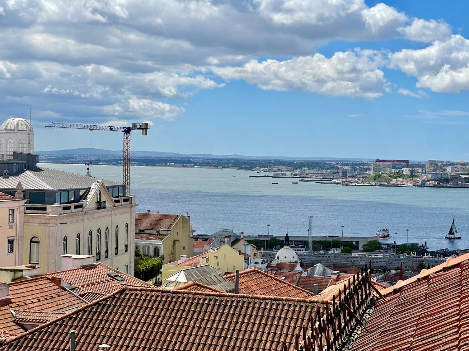 Colours Bairro Alto Apartment *